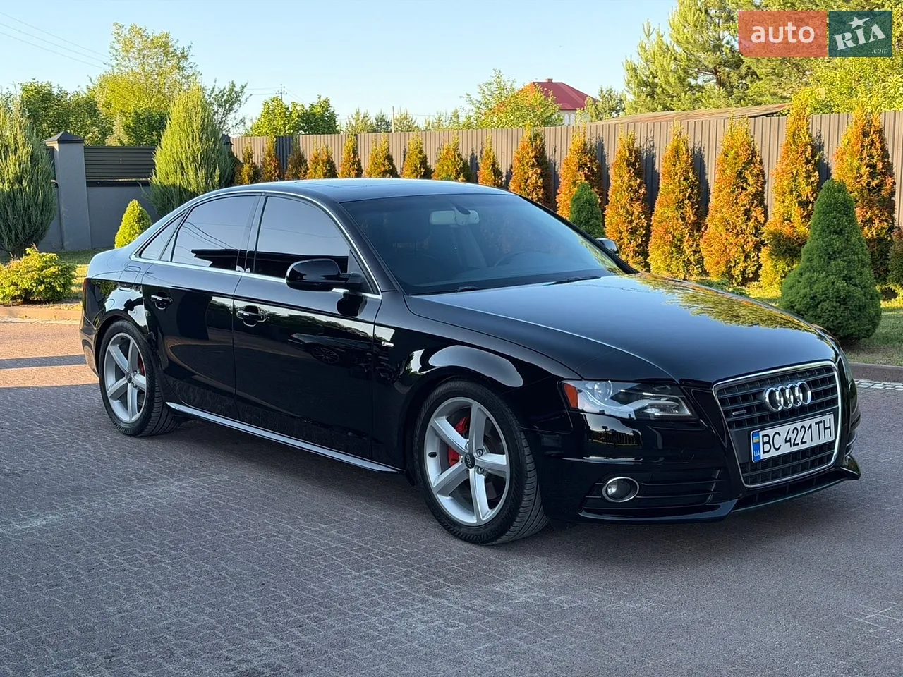 2010 Audi A4 - мініатюра 22
