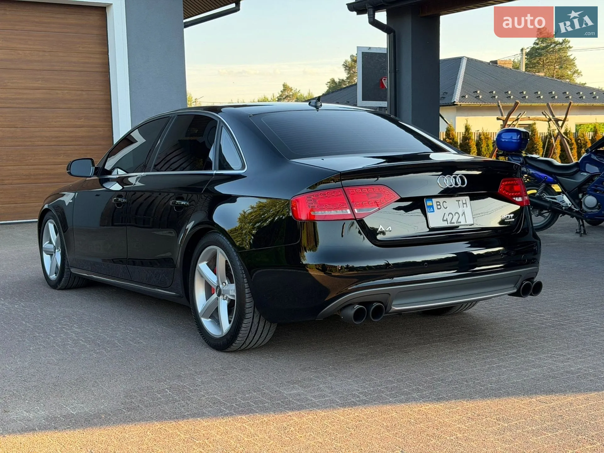 2011 Audi A4 - мініатюра 9
