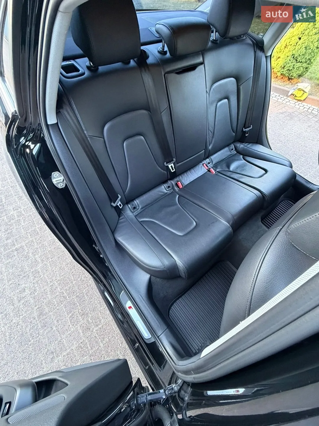 2011 Audi A4 - мініатюра 31