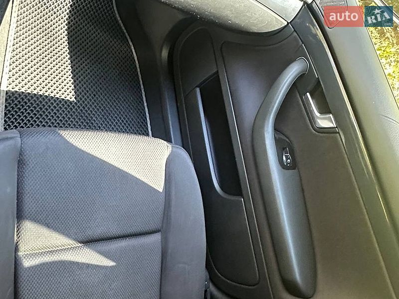Седан Audi A4 2003 в Киеве