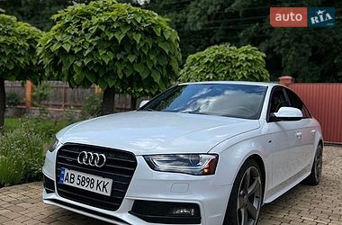 Седан Audi A4 2014 в Виннице