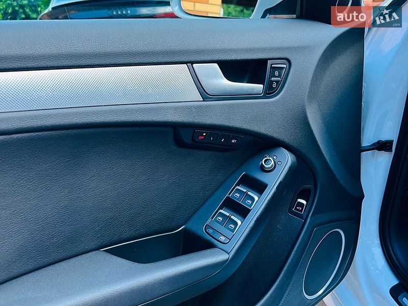 Седан Audi A4 2014 в Вінниці