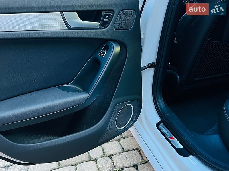 Седан Audi A4 2014 в Вінниці