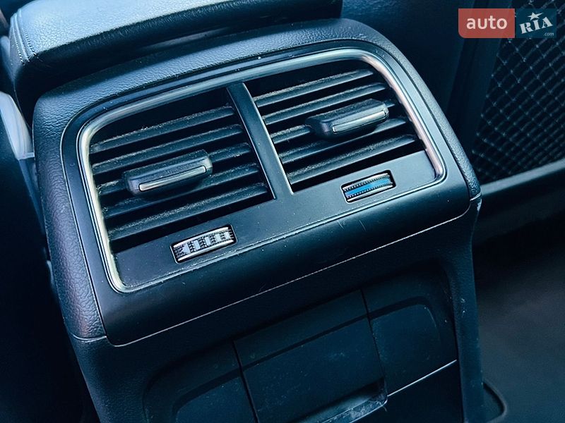 Седан Audi A4 2014 в Вінниці