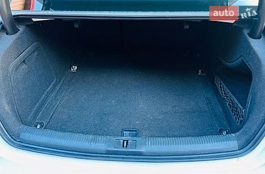 Седан Audi A4 2014 в Вінниці