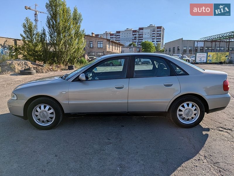 Audi A4 2000