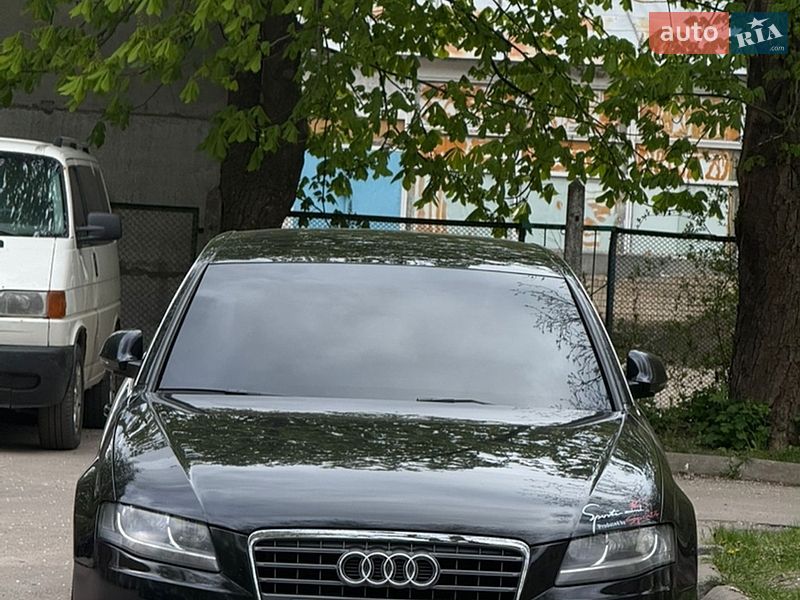 Седан Audi A4 2008 в Кам’янці