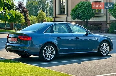 Седан Audi A4 2016 в Киеве