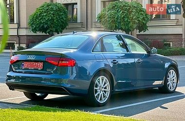Седан Audi A4 2016 в Киеве