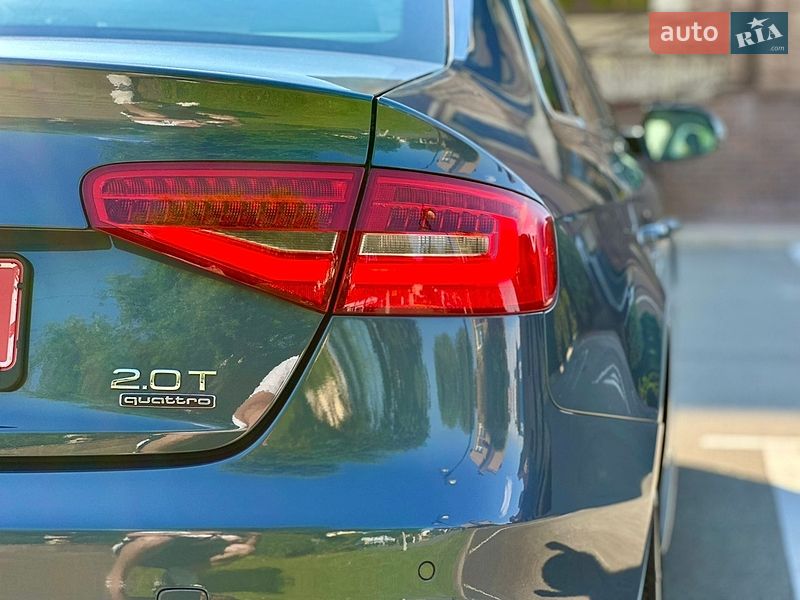Седан Audi A4 2016 в Киеве