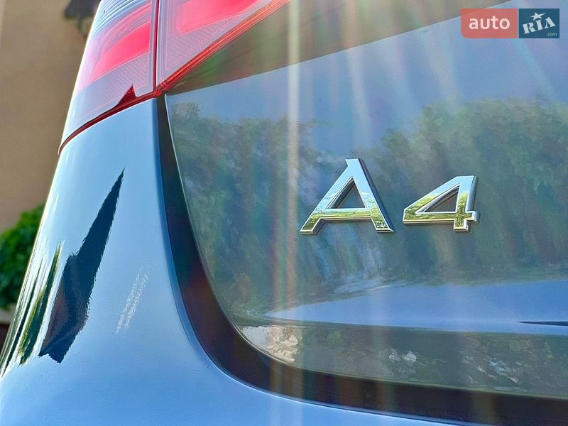 Седан Audi A4 2016 в Киеве