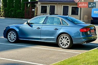 Седан Audi A4 2016 в Киеве