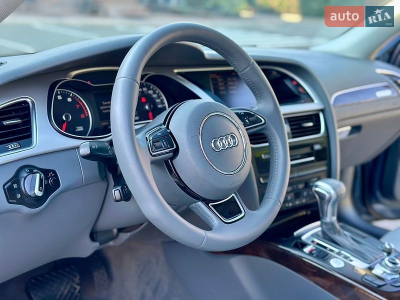 Седан Audi A4 2016 в Киеве