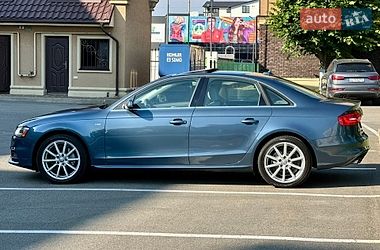 Седан Audi A4 2016 в Киеве