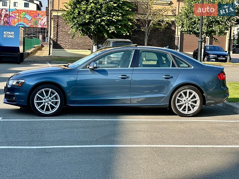 Седан Audi A4 2016 в Киеве