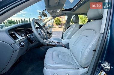 Седан Audi A4 2016 в Киеве
