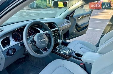 Седан Audi A4 2016 в Киеве