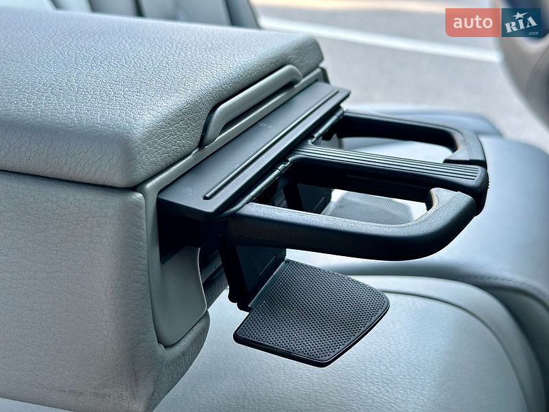 Седан Audi A4 2016 в Киеве