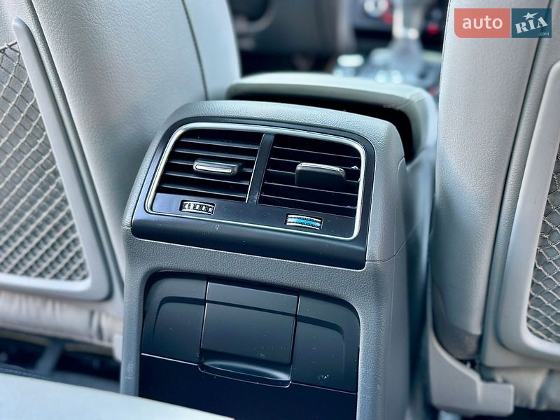 Седан Audi A4 2016 в Киеве