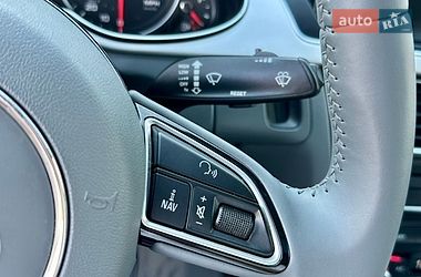 Седан Audi A4 2016 в Киеве