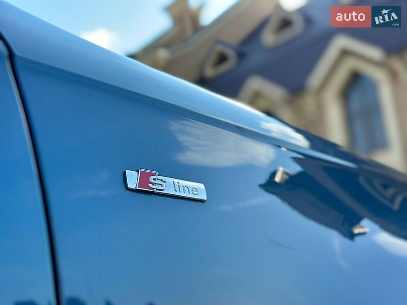 Седан Audi A4 2016 в Киеве
