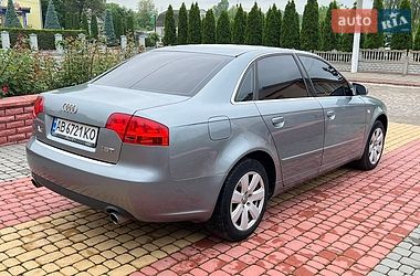 Седан Audi A4 2005 в Тростянце