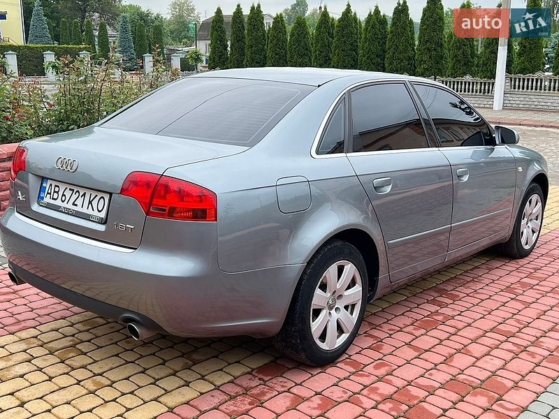 Седан Audi A4 2005 в Тростянце