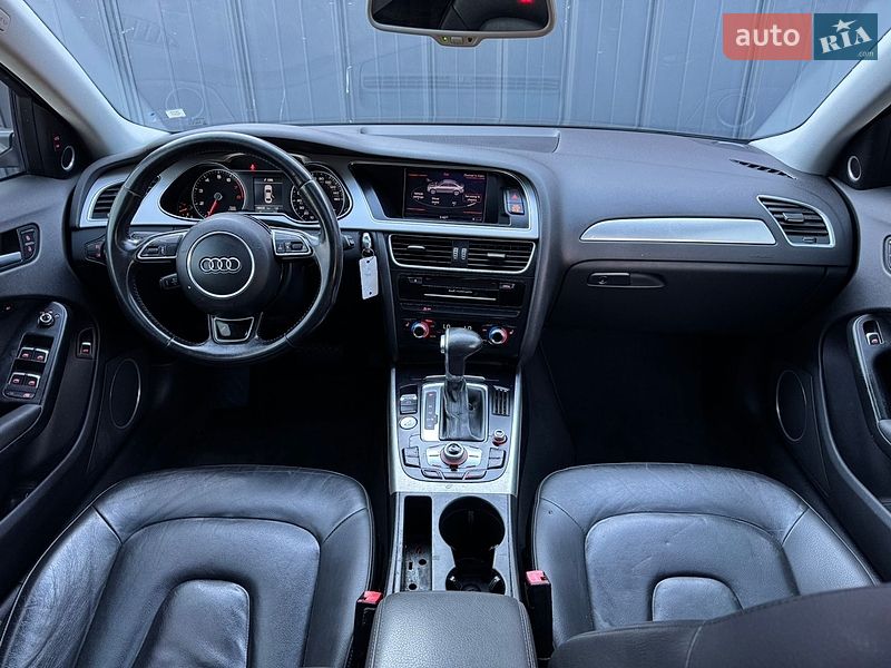 Седан Audi A4 2015 в Луцьку