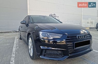 Седан Audi A4 2016 в Львові