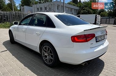 Седан Audi A4 2013 в Львові
