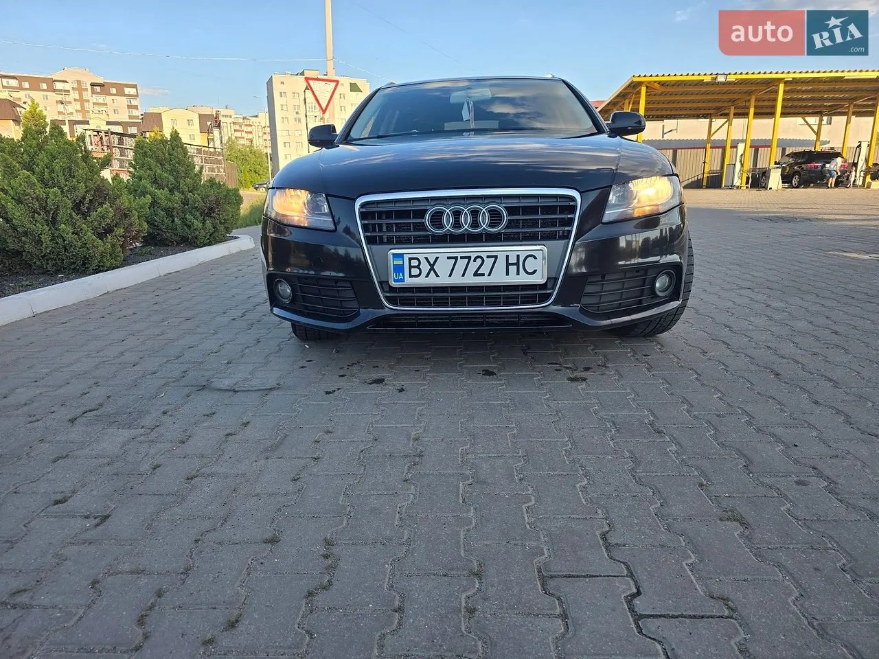 2010 Audi A4 - мініатюра 16