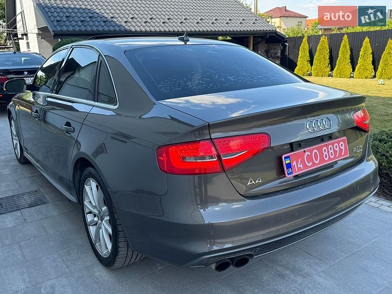 Седан Audi A4 2014 в Львове