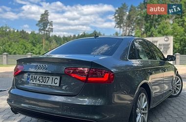 Седан Audi A4 2015 в Коростені