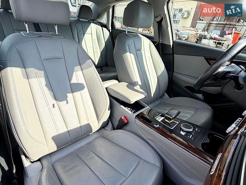 Седан Audi A4 2018 в Сумах