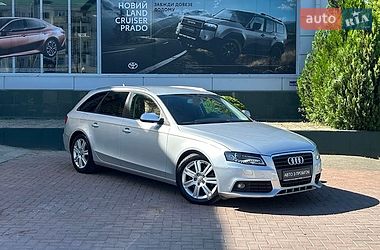 Універсал Audi A4 2010 в Чернівцях