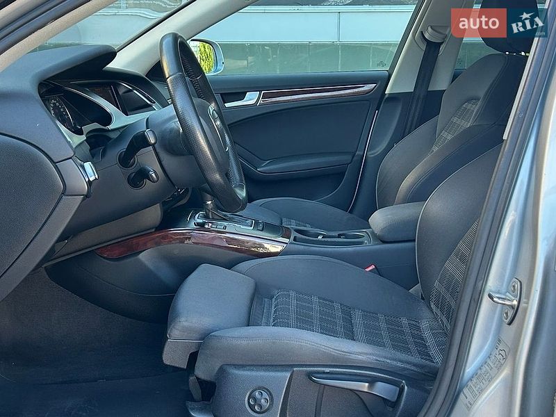 Універсал Audi A4 2010 в Чернівцях
