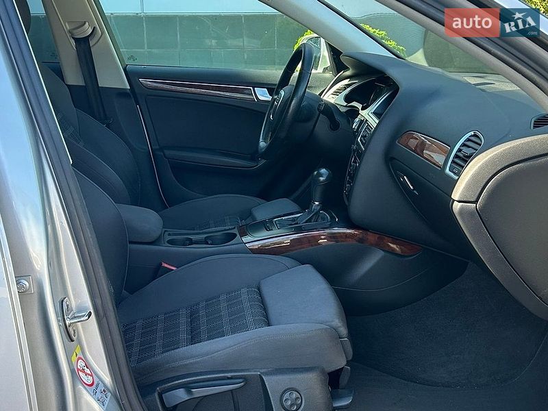 Універсал Audi A4 2010 в Чернівцях