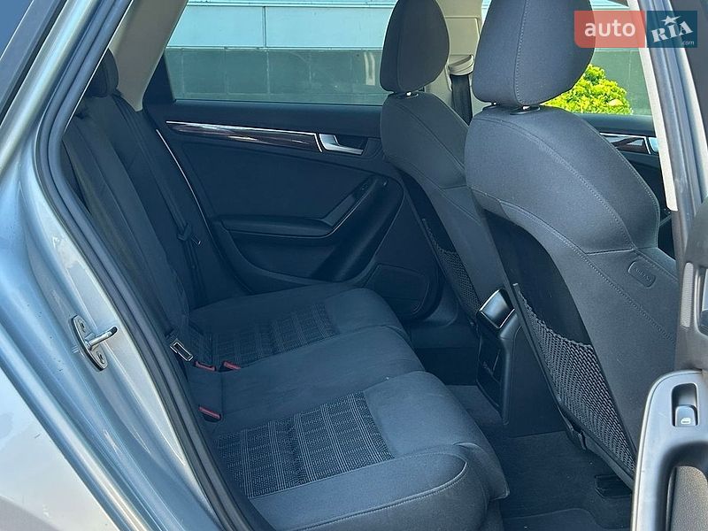 Універсал Audi A4 2010 в Чернівцях