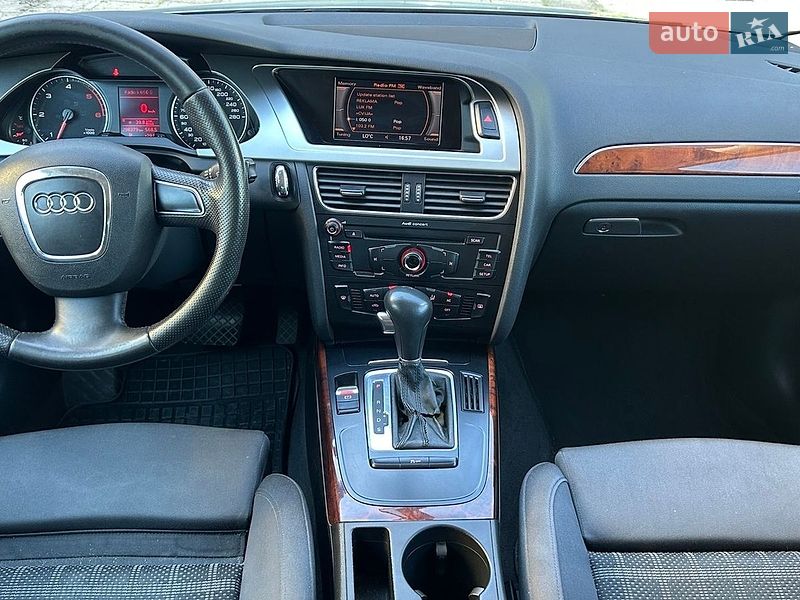 Універсал Audi A4 2010 в Чернівцях