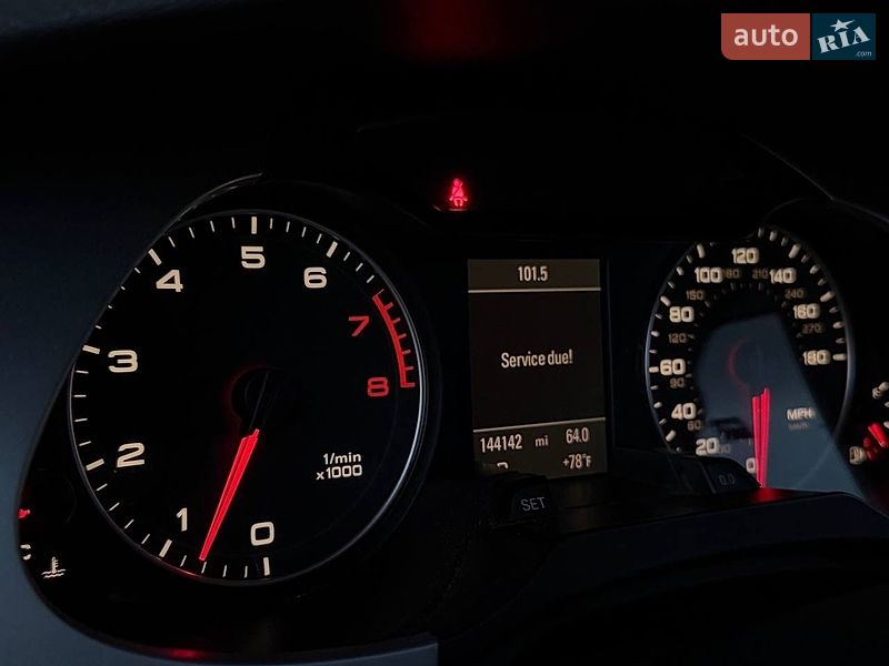 Седан Audi A4 2011 в Харкові