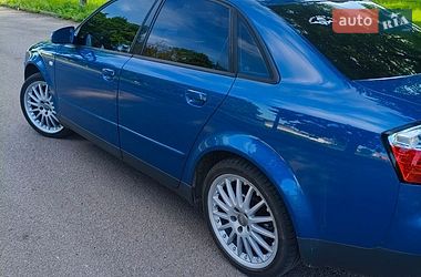 Седан Audi A4 2002 в Ромнах