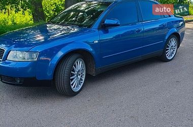 Седан Audi A4 2002 в Ромнах