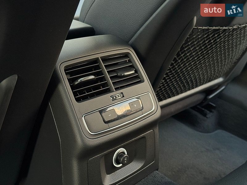 Седан Audi A4 2017 в Києві