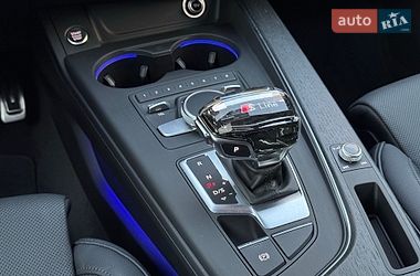 Седан Audi A4 2017 в Києві