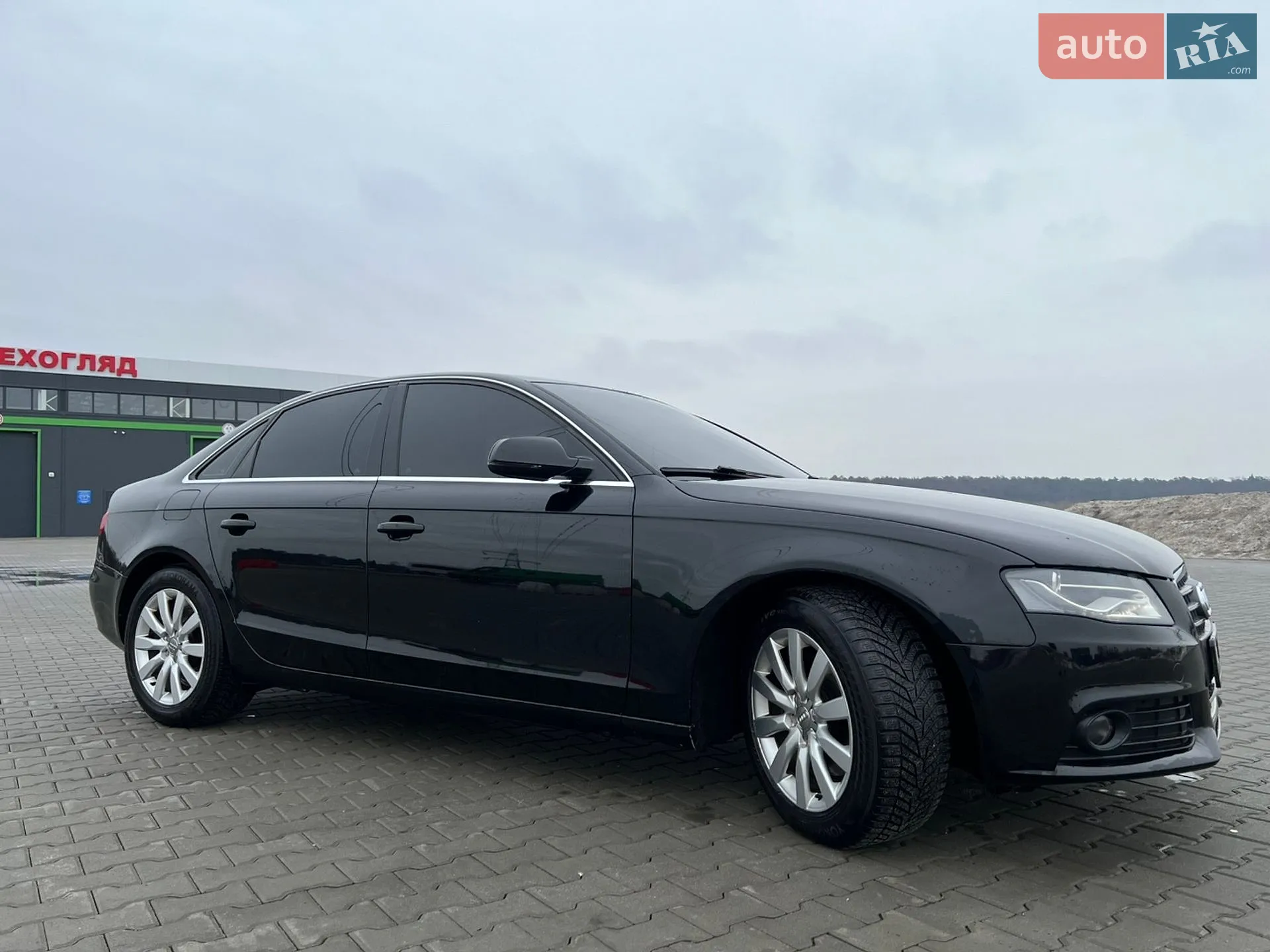 2011 Audi A4 - мініатюра 2