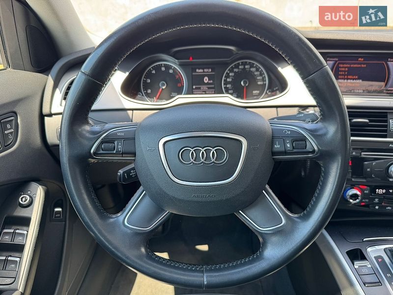 Седан Audi A4 2014 в Києві