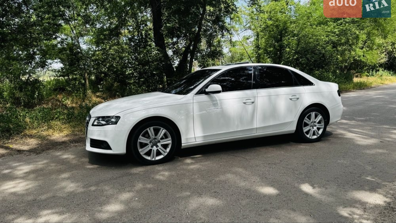 2011 Audi A4 - мініатюра 13