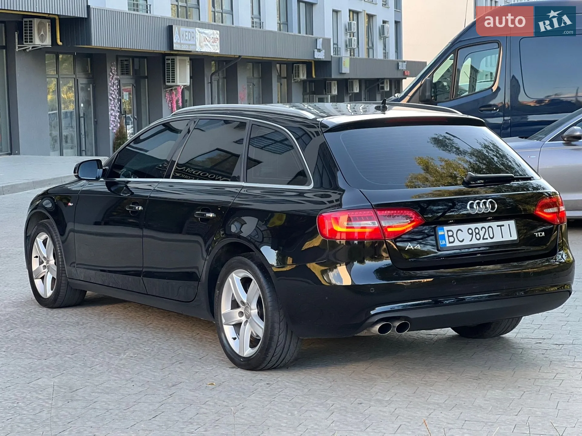 2012 Audi A4 - мініатюра 27