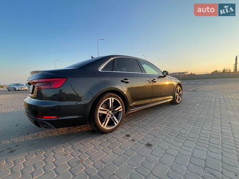 Седан Audi A4 2016 в Львове