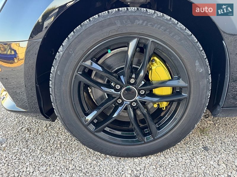 Седан Audi A4 2017 в Радивилове
